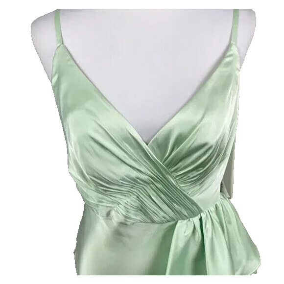 Mac Duggal Pistachio Satin Ruffled Asymmetrical Gown Size‎ 8 67815 NEW - Picture 5 of 7